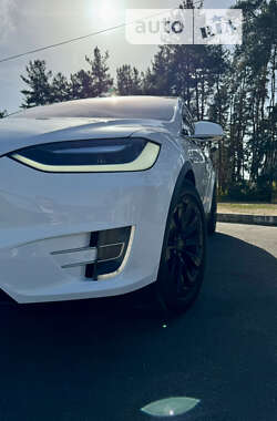 Внедорожник / Кроссовер Tesla Model X 2016 в Харькове