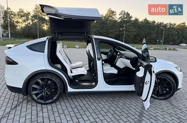 Внедорожник / Кроссовер Tesla Model X 2020 в 