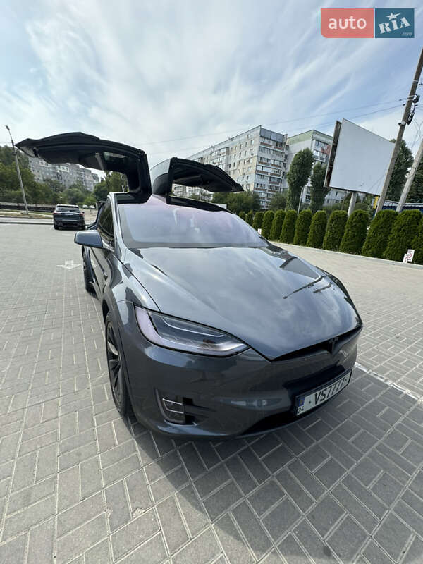 Внедорожник / Кроссовер Tesla Model X 2018 в Черкассах