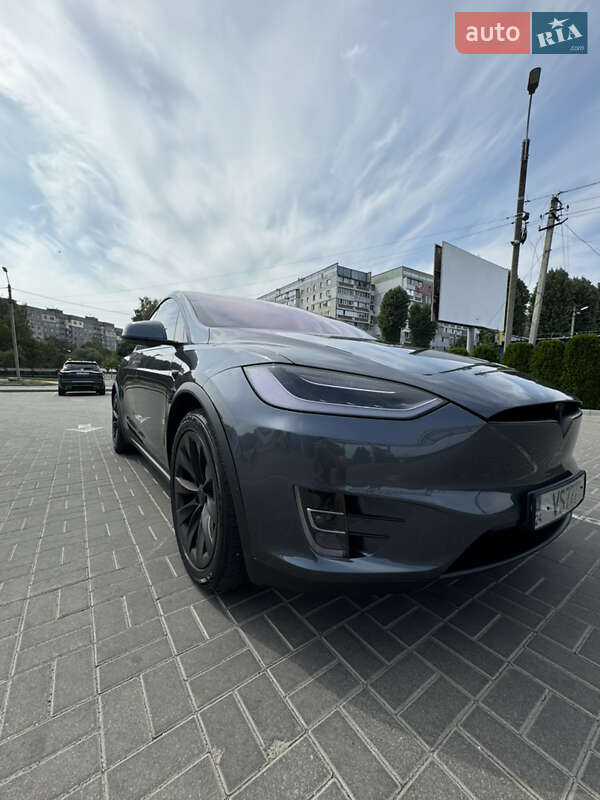 Позашляховик / Кросовер Tesla Model X 2018 в Черкасах