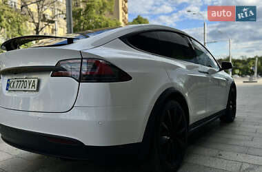 Позашляховик / Кросовер Tesla Model X 2016 в Харкові