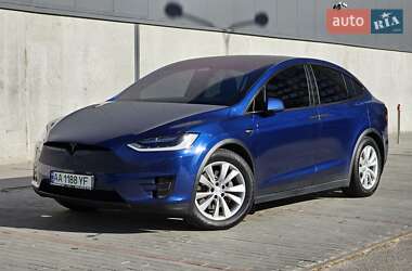 Позашляховик / Кросовер Tesla Model X 2018 в Києві