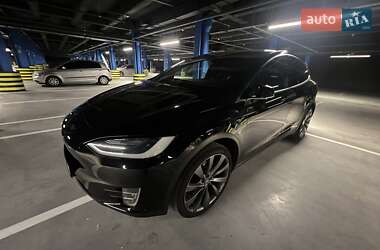 Внедорожник / Кроссовер Tesla Model X 2018 в Киеве