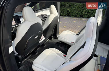 Позашляховик / Кросовер Tesla Model X 2023 в 