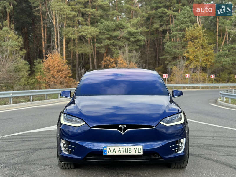 Внедорожник / Кроссовер Tesla Model X 2016 в Киеве