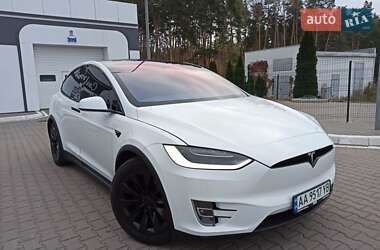 Позашляховик / Кросовер Tesla Model X 2017 в Києві