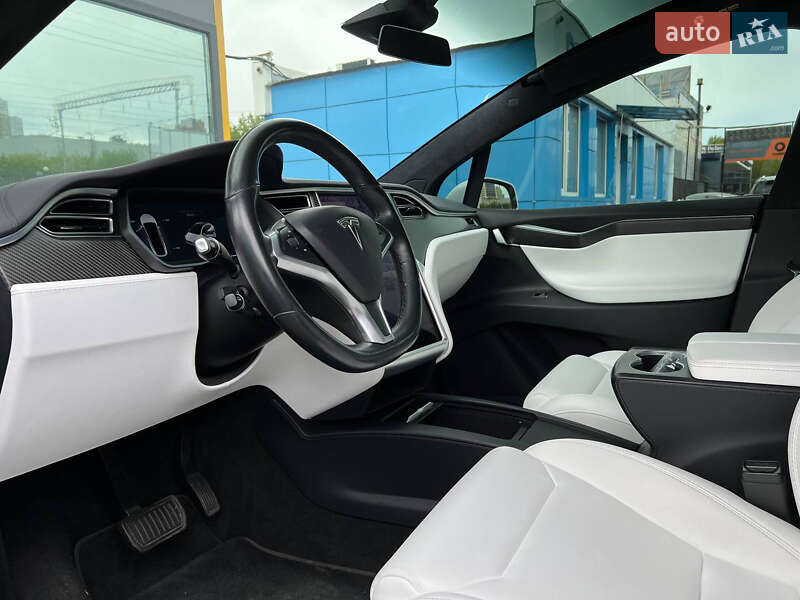 Позашляховик / Кросовер Tesla Model X 2018 в Києві фото 7 Позашляховик / Кросовер Tesla Model X 2018 в Києві