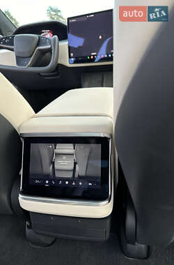 Внедорожник / Кроссовер Tesla Model X 2022 в 