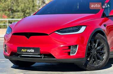 Внедорожник / Кроссовер Tesla Model X 2019 в Киеве