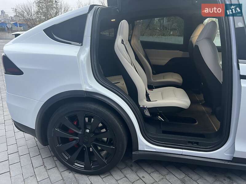 Позашляховик / Кросовер Tesla Model X 2023 в Києві
