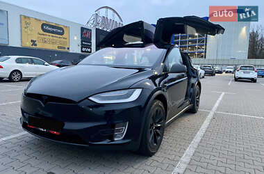 Позашляховик / Кросовер Tesla Model X 2017 в Вінниці