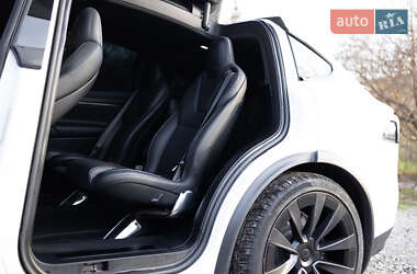 Позашляховик / Кросовер Tesla Model X 2022 в 