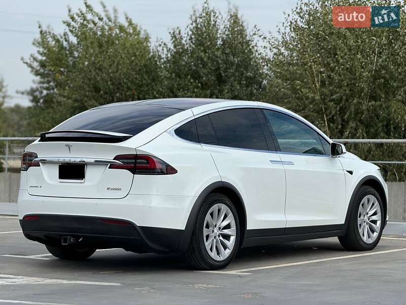 Позашляховик / Кросовер Tesla Model X 2017 в Білій Церкві