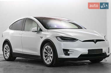 Позашляховик / Кросовер Tesla Model X 2018 в Києві