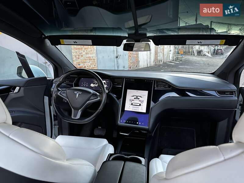 Позашляховик / Кросовер Tesla Model X 2018 в Білій Церкві