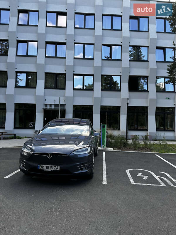 Внедорожник / Кроссовер Tesla Model X 2019 в Ровно фото 6 Внедорожник / Кроссовер Tesla Model X 2019 в Ровно