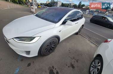 Позашляховик / Кросовер Tesla Model X 2016 в Києві