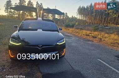 Позашляховик / Кросовер Tesla Model X 2018 в Києві