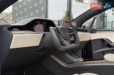 Позашляховик / Кросовер Tesla Model X 2021 в 