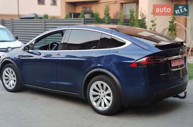 Внедорожник / Кроссовер Tesla Model X 2017 в Нетешине