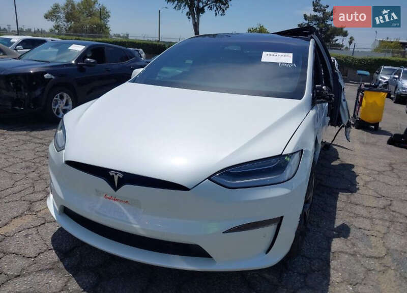 Позашляховик / Кросовер Tesla Model X 2023 в Чернівцях