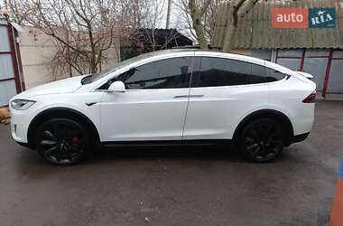 Внедорожник / Кроссовер Tesla Model X 2017 в 