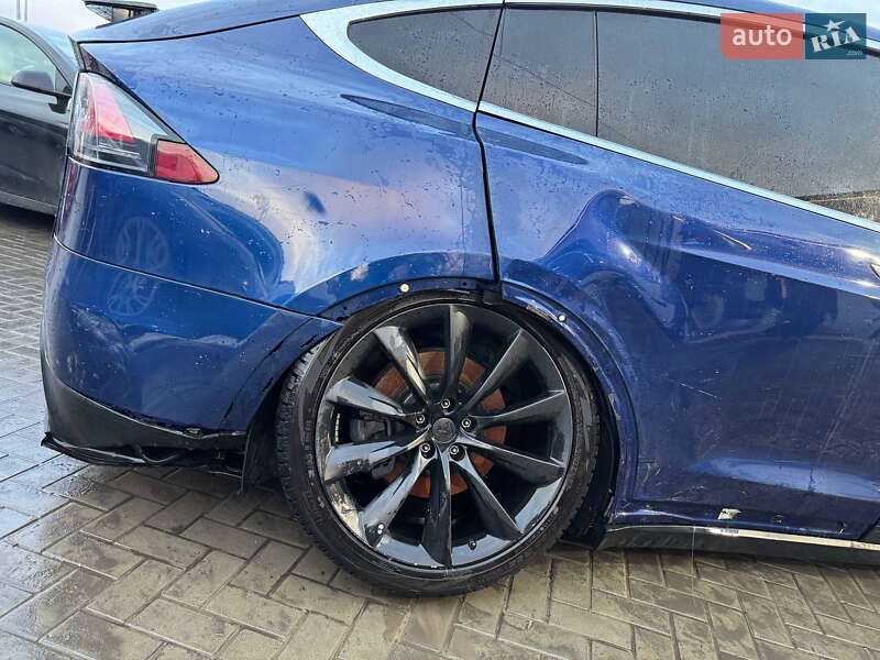 Позашляховик / Кросовер Tesla Model X 2017 в Луцьку фото 17 Позашляховик / Кросовер Tesla Model X 2017 в Луцьку