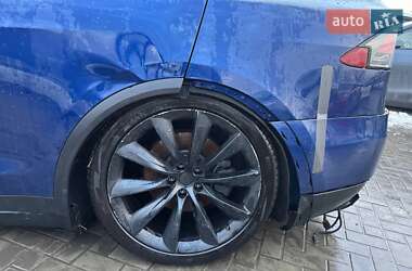 Внедорожник / Кроссовер Tesla Model X 2017 в 
