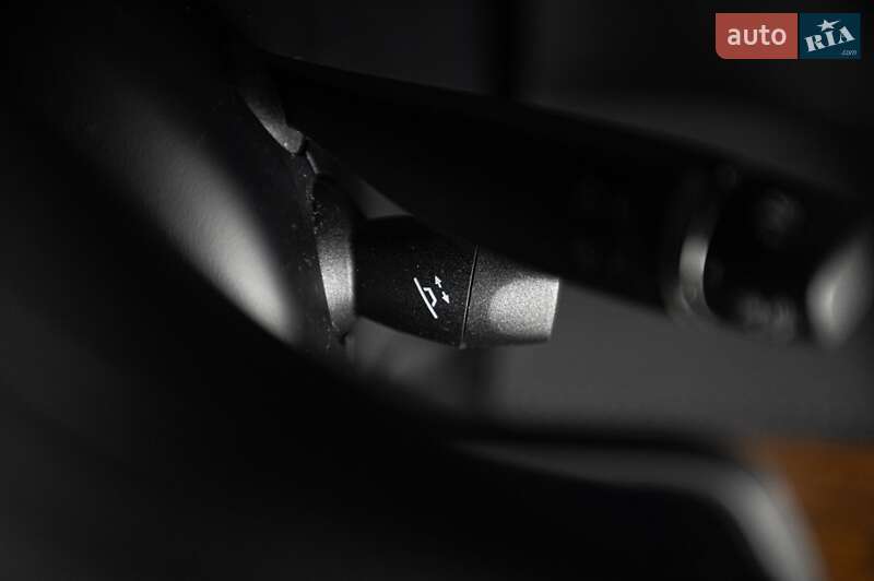 Позашляховик / Кросовер Tesla Model X 2019 в Одесі фото 48 Позашляховик / Кросовер Tesla Model X 2019 в Одесі