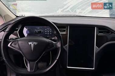 Позашляховик / Кросовер Tesla Model X 2016 в Луцьку