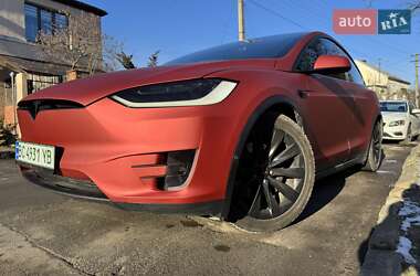 Позашляховик / Кросовер Tesla Model X 2017 в Львові