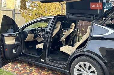 Позашляховик / Кросовер Tesla Model X 2016 в Києві