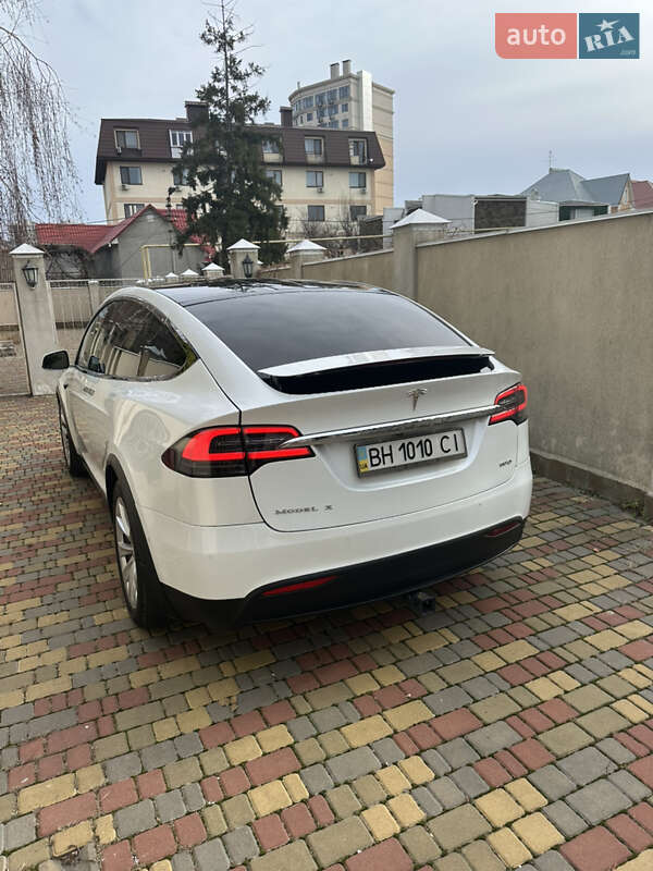 Позашляховик / Кросовер Tesla Model X 2018 в Одесі