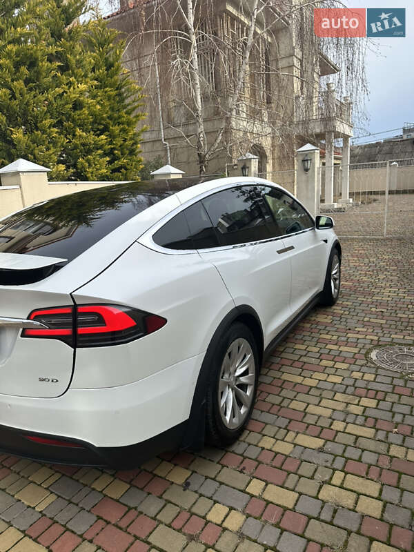 Позашляховик / Кросовер Tesla Model X 2018 в Одесі