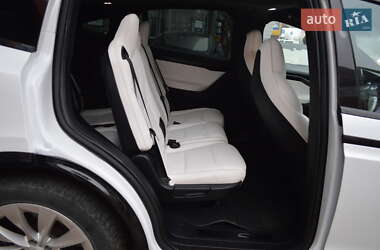 Внедорожник / Кроссовер Tesla Model X 2019 в 