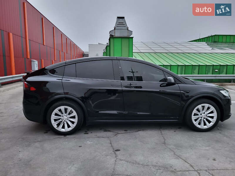 Позашляховик / Кросовер Tesla Model X 2020 в Києві