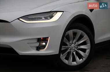 Внедорожник / Кроссовер Tesla Model X 2020 в 
