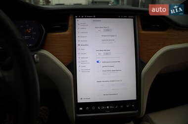 Внедорожник / Кроссовер Tesla Model X 2020 в 