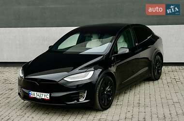 Позашляховик / Кросовер Tesla Model X 2017 в Тернополі