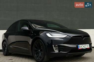 Позашляховик / Кросовер Tesla Model X 2017 в Тернополі