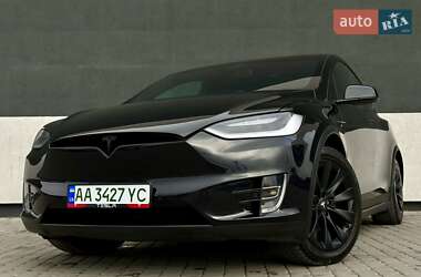 Позашляховик / Кросовер Tesla Model X 2017 в Тернополі