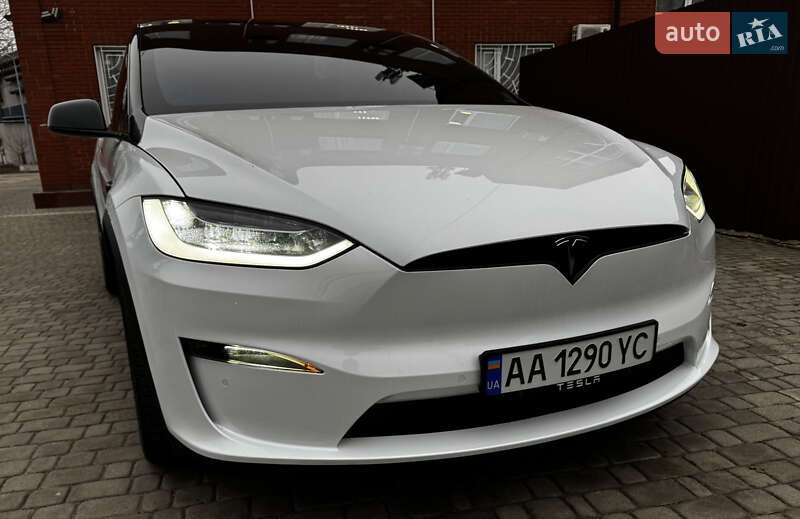 Внедорожник / Кроссовер Tesla Model X 2022 в Киеве