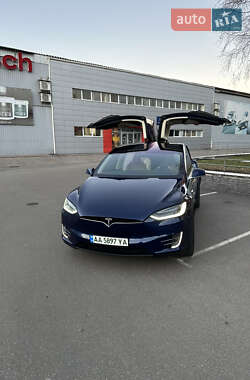 Внедорожник / Кроссовер Tesla Model X 2016 в 