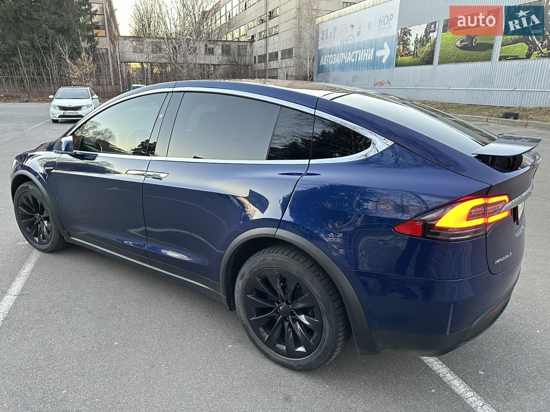 2016 Tesla Model X - мініатюра 4