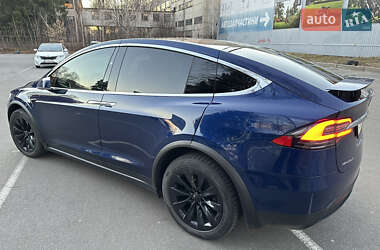 Внедорожник / Кроссовер Tesla Model X 2016 в 
