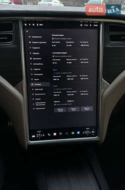 Внедорожник / Кроссовер Tesla Model X 2016 в 