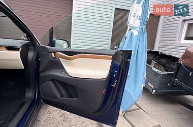 Внедорожник / Кроссовер Tesla Model X 2019 в 