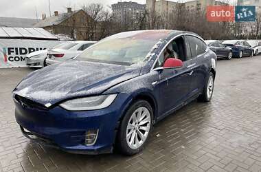 Внедорожник / Кроссовер Tesla Model X 2017 в 