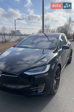 Позашляховик / Кросовер Tesla Model X 2016 в Києві