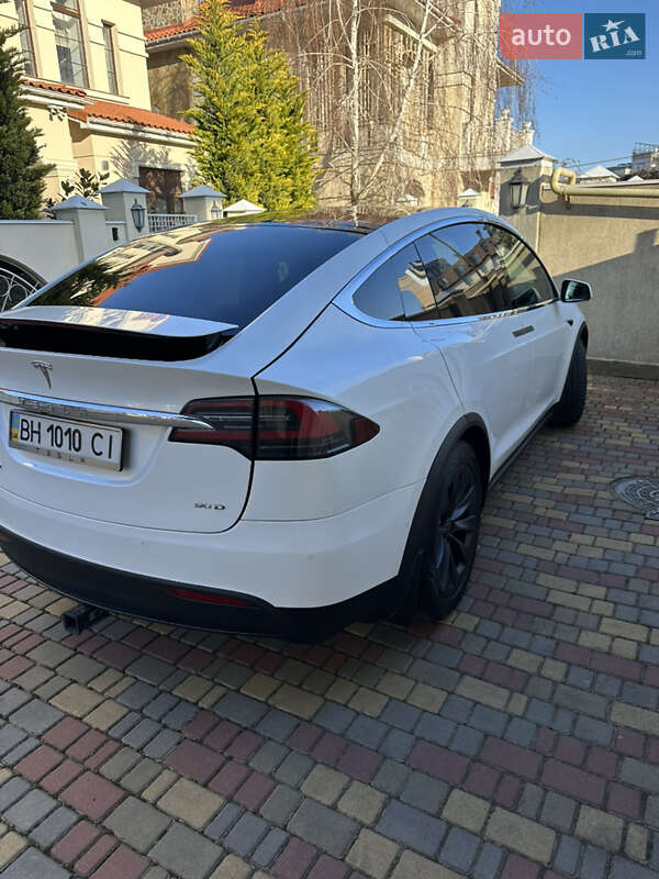 Позашляховик / Кросовер Tesla Model X 2018 в Одесі